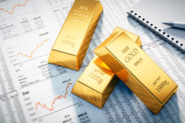 金价一度跳水逾10美元，分析师：近期前景为中性至看跌